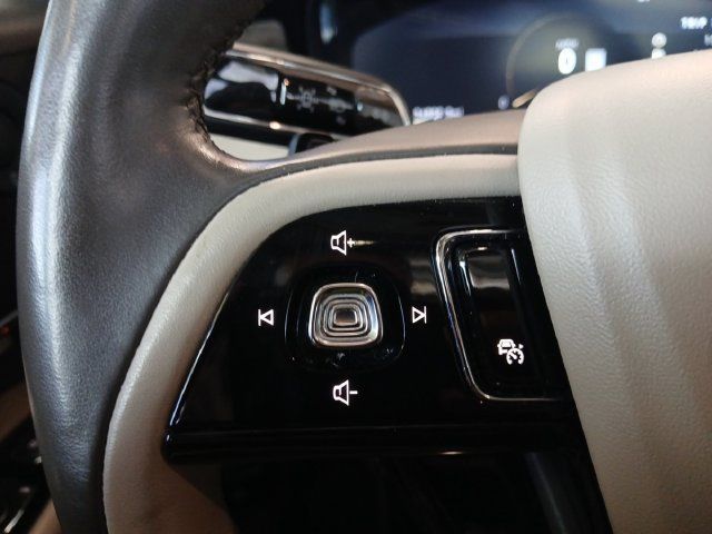Used 2021 Lincoln Corsair Reserve w/ Equipment Group 201A FWD image 6