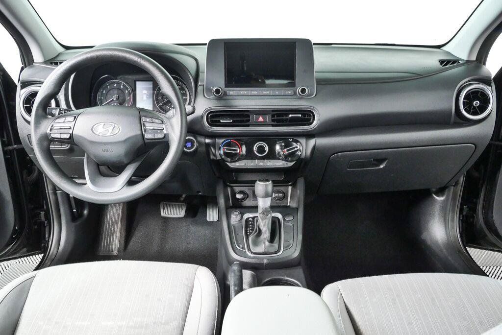 Used 2022 Hyundai Kona SEL FWD image 17