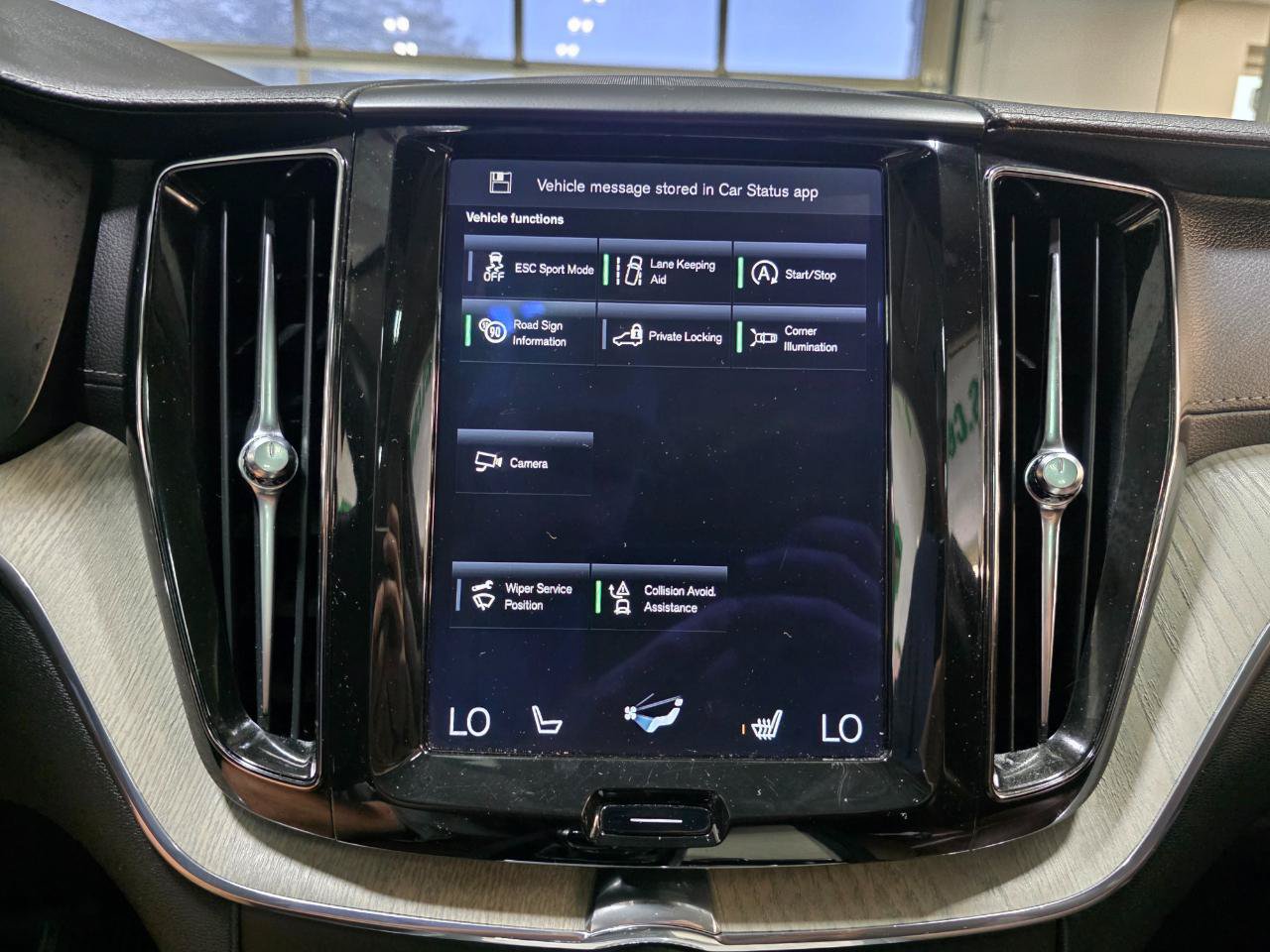 Used 2018 Volvo XC60 T6 Inscription AWD/4WD image 36