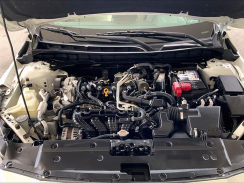 Used 2022 Nissan Altima 2.5 SL FWD image 30