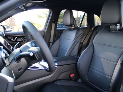 New 2026 Mercedes-Benz GLC 300 GLC 300 image 6
