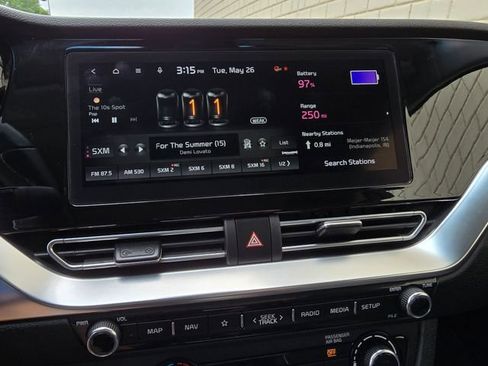 Used 2022 Kia Niro EX FWD image 52