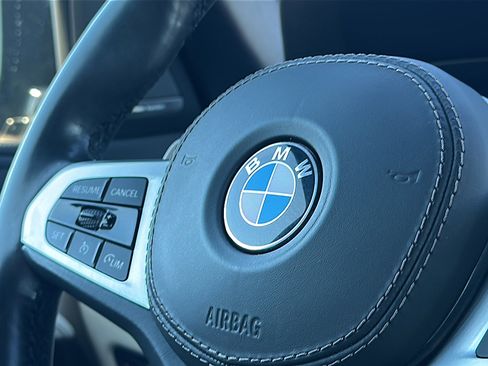 Used 2021 BMW X5 sDrive40i w/ M Sport Package image 29