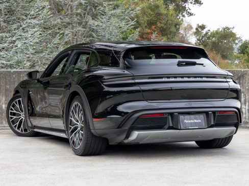 Certified 2022 Porsche Taycan 4 Cross Turismo AWD/4WD image 3