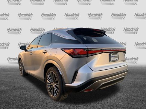 Used 2025 Lexus RX 450h AWD w/ Luxury Package image 8