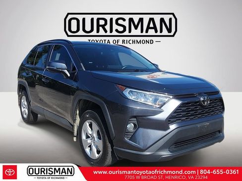 Certified 2020 Toyota RAV4 XLE FWD image 1
