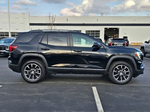 New 2026 GMC Terrain Elevation w/ Elevation Premium Package AWD/4WD image 11