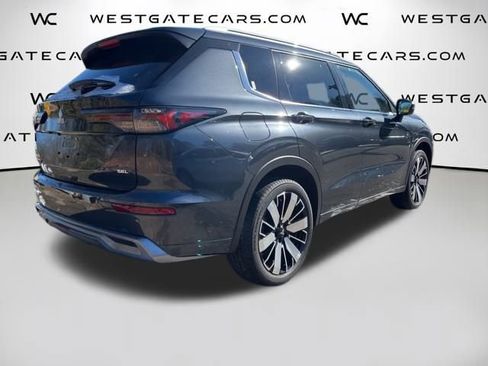 New 2026 Mitsubishi Outlander SEL FWD image 11