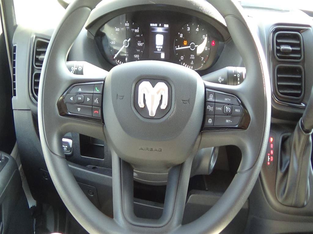 Used 2025 RAM ProMaster 2500 w/ Storage Group FWD image 17
