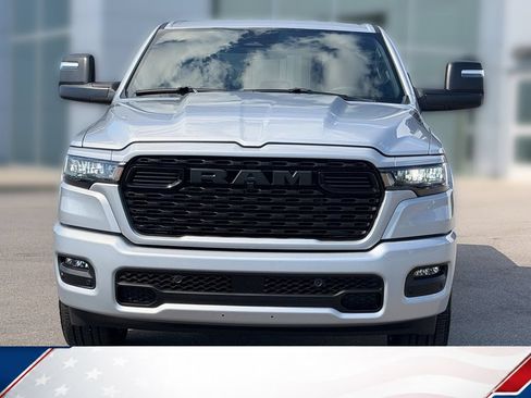New 2026 RAM 1500 Express AWD/4WD image 5