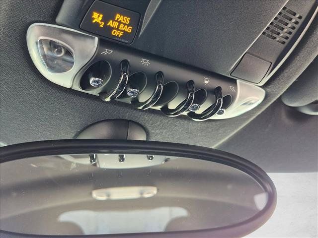 Used 2012 MINI Cooper Countryman FWD image 13