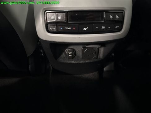 Used 2024 Hyundai Palisade SEL w/ Premium Package FWD image 30