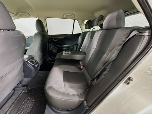 Used 2022 Subaru Outback Premium AWD/4WD image 27