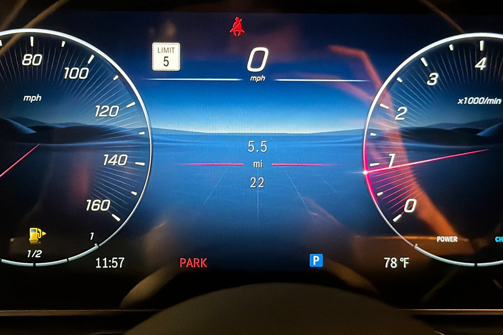 New 2027 Mercedes-Benz CLE 300 4MATIC Coupe image 23