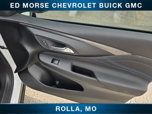 Certified 2025 Buick Envista Sport Touring FWD image 20