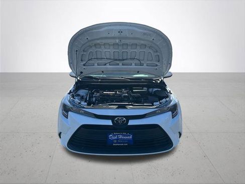 Certified 2026 Toyota Corolla LE FWD image 5