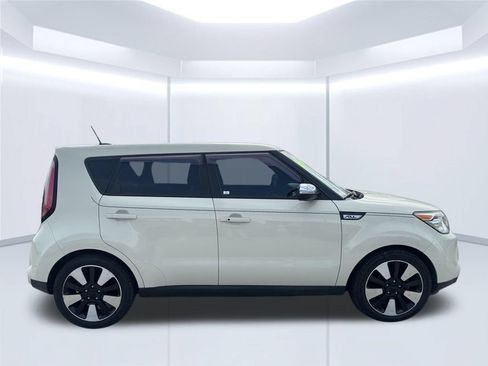 Used 2015 Kia Soul ! w/ Sun & Sound Package FWD image 4