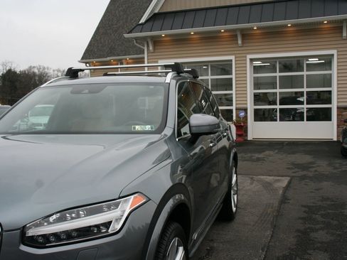 Used 2017 Volvo XC90 T6 Inscription w/ Vision Package image 24