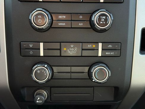 Used 2011 Ford F150 XLT image 25