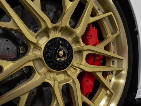 Used 2024 Lamborghini Huracan Tecnica RWD image 21