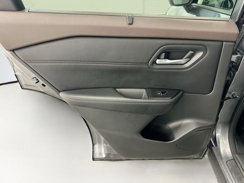 Used 2023 Nissan Rogue SL w/ SL Premium Package AWD/4WD image 28