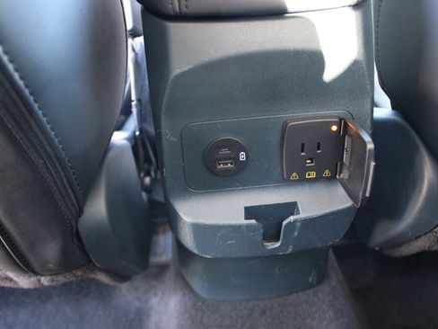 Used 2024 Ford Maverick Lariat w/ Black Appearance Package image 17