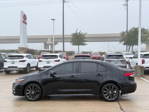 Used 2025 Toyota Corolla SE FWD image 7