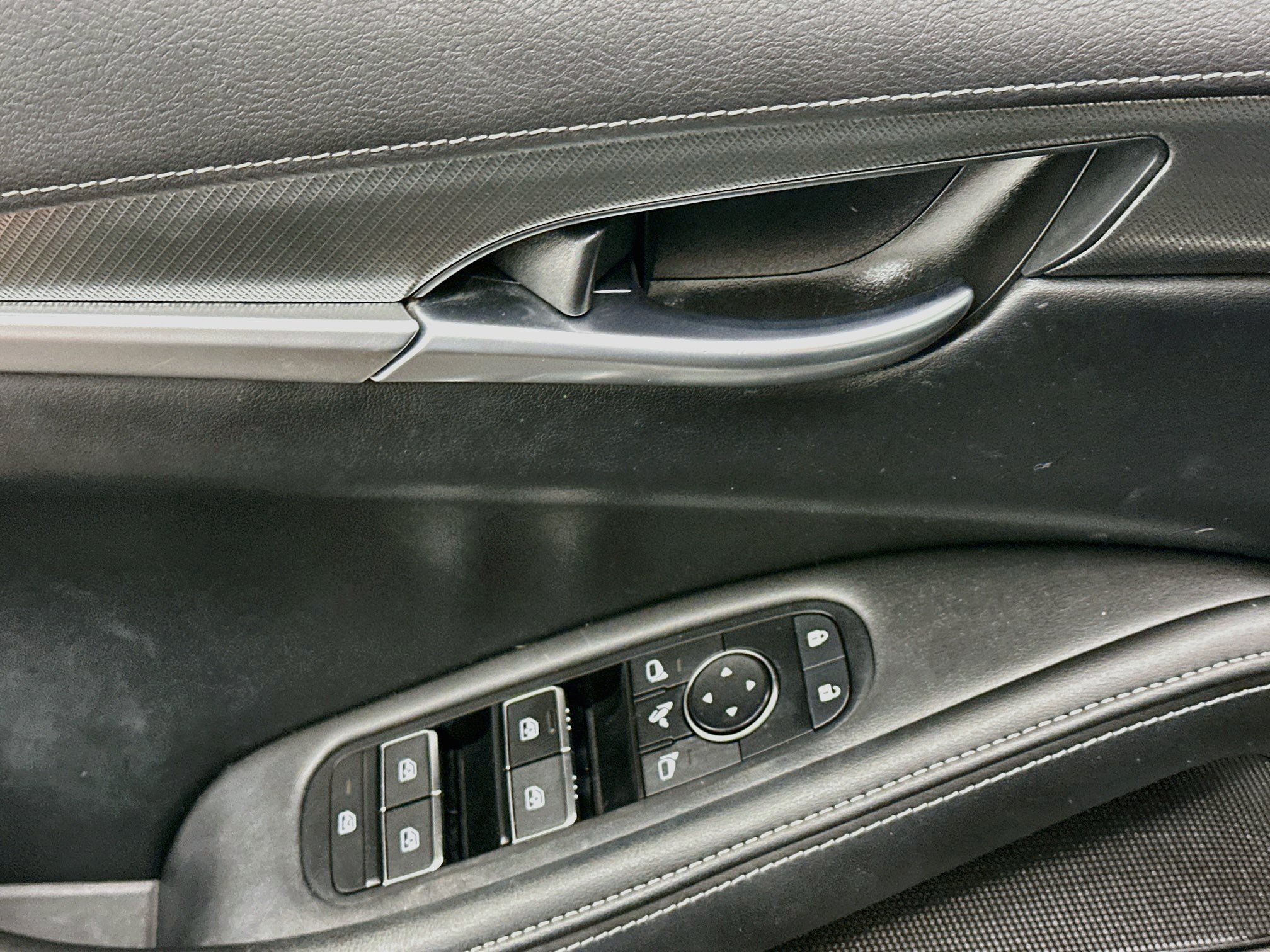 Used 2024 INFINITI QX60 Luxe w/ Cargo Package AWD/4WD image 15