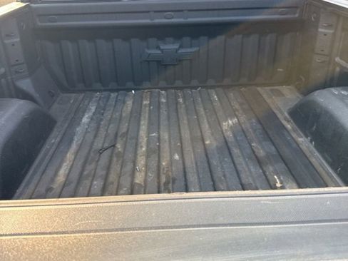Used 2024 Chevrolet Silverado 1500 LT Trail Boss w/ LT Trail Boss Premium Package AWD/4WD image 6