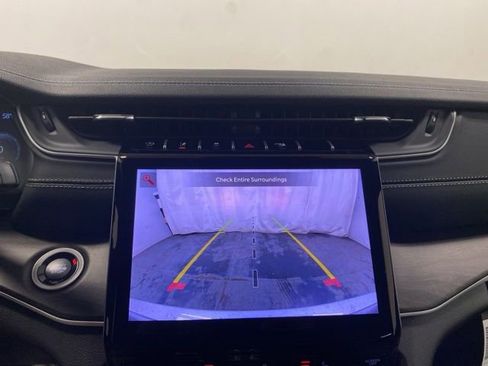 New 2025 Jeep Grand Cherokee Limited image 13