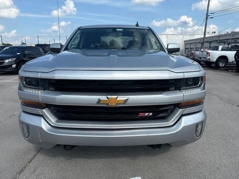 Used 2017 Chevrolet Silverado 1500 LT AWD/4WD image 2