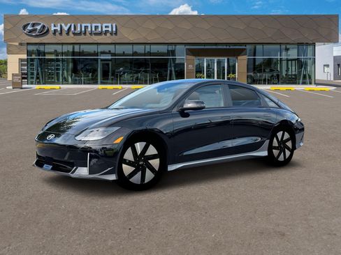 New 2025 Hyundai Ioniq 6 SE AWD/4WD image 2