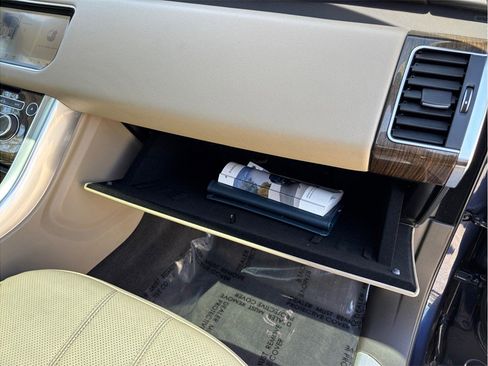 Used 2017 Land Rover Range Rover Sport HSE image 52