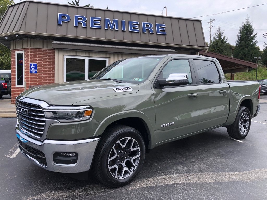 Used 2026 RAM 1500 Laramie AWD/4WD image 10