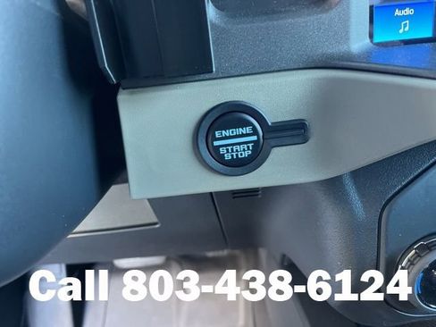 Used 2025 Ford Bronco Big Bend w/ Black Diamond Package image 23