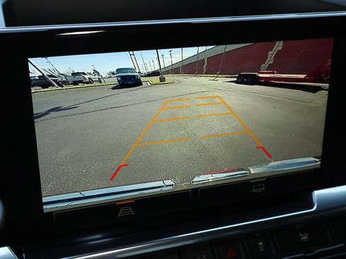 Used 2023 GMC Sierra 1500 Elevation image 5