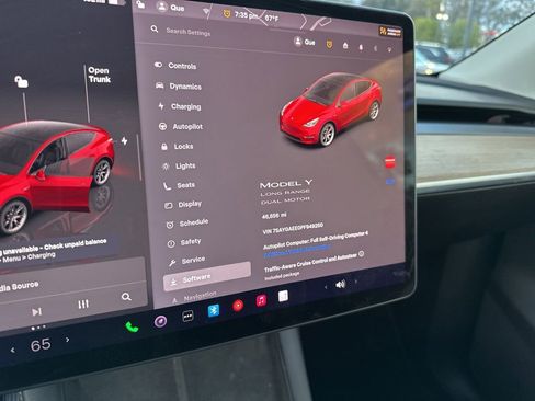 Used 2023 Tesla Model Y Long Range AWD/4WD image 38