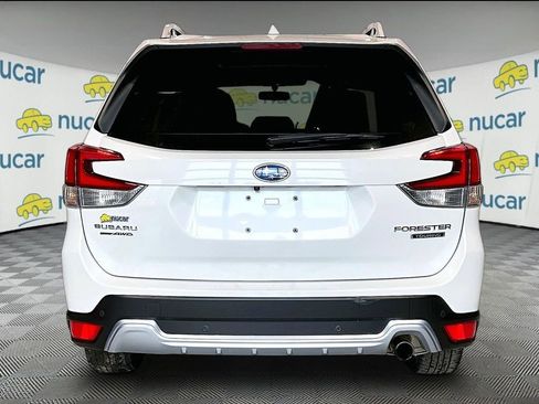 Used 2023 Subaru Forester Touring image 6