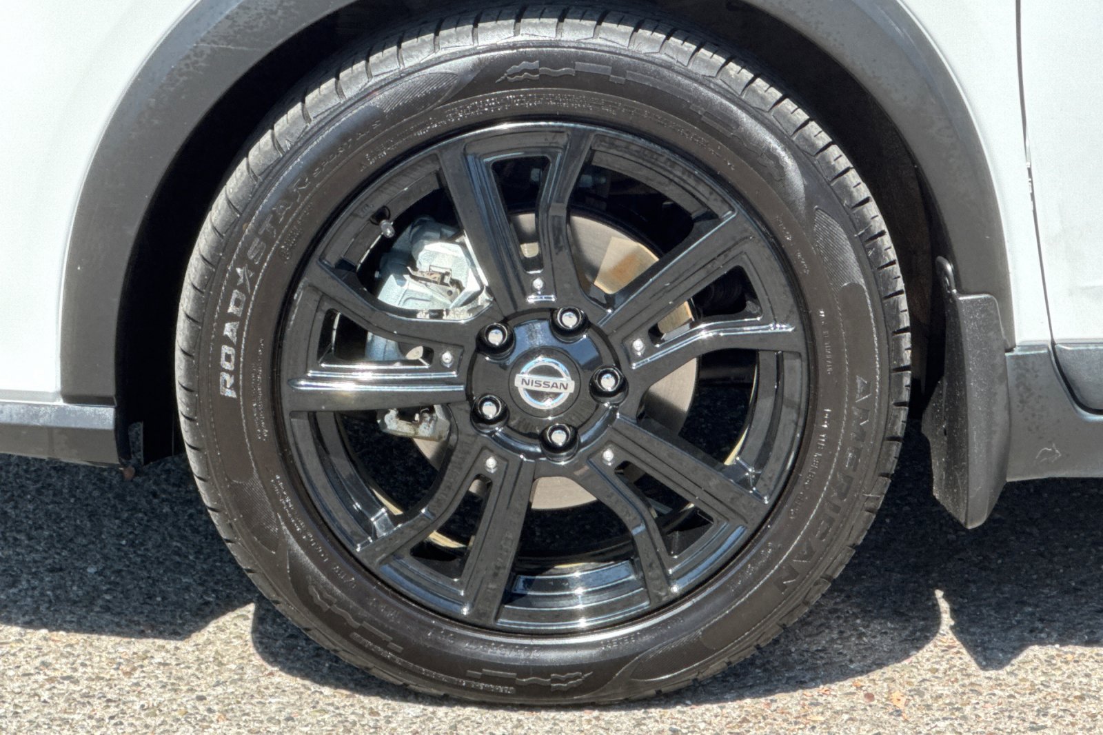 Used 2021 Nissan Kicks SR w/ SR Premium Package FWD image 26