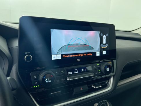 Used 2024 Toyota Grand Highlander Limited image 26