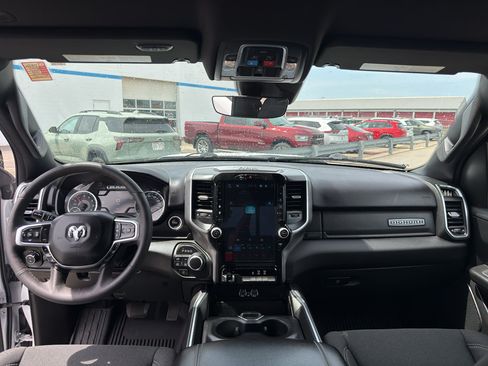 Used 2025 RAM 1500 Big Horn AWD/4WD image 29