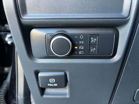 Used 2022 Ford Expedition XLT AWD/4WD image 21