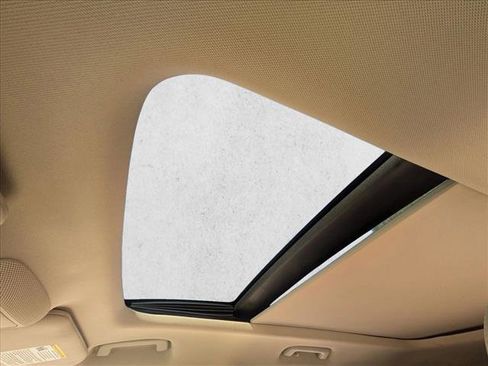 Used 2018 Lincoln MKC Reserve image 14