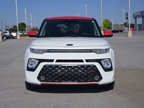 Used 2020 Kia Soul GT-Line FWD image 2