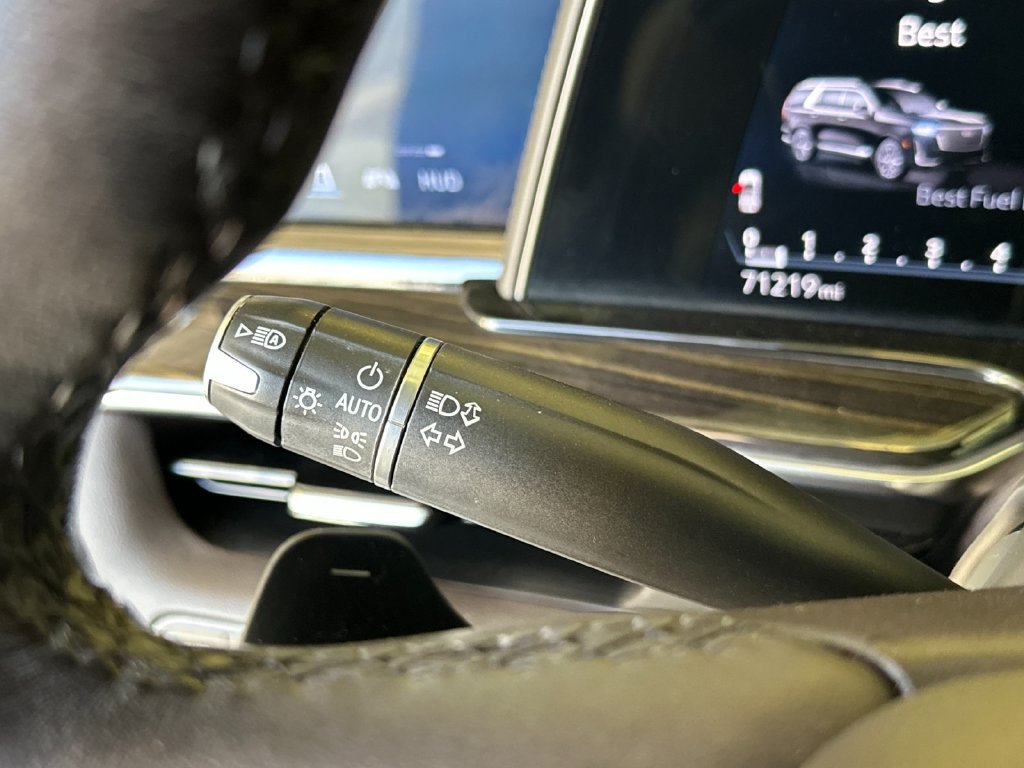 Used 2021 Cadillac Escalade Sport w/ Driver Assist Tech Package AWD/4WD image 30