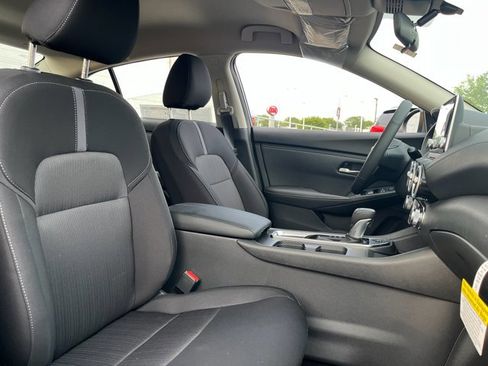 New 2025 Nissan Sentra SV w/ All-Weather Package image 15