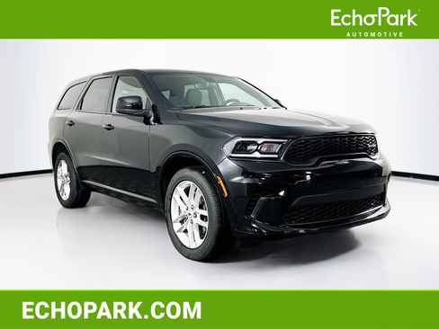 Used 2025 Dodge Durango GT image 1