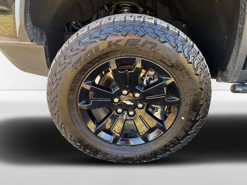 Used 2022 Chevrolet Colorado ZR2 w/ ZR2 Midnight Special Edition image 10