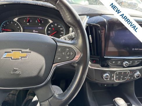 Used 2020 Chevrolet Traverse LT image 23
