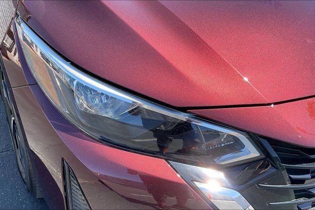 Used 2025 Nissan Sentra SV w/ All-Weather Package FWD image 27
